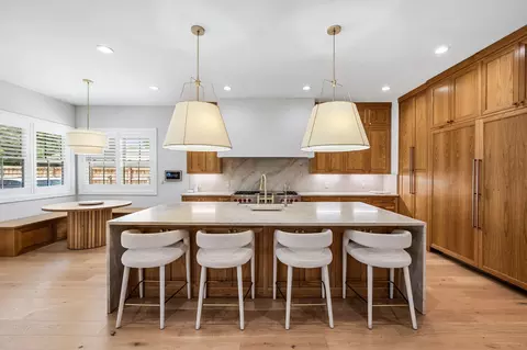 Kitchen - 814 E Wall St, Grapevine, TX 76051 photo 2 of 4