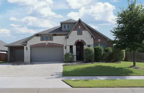 213 Oakcrest Dr, Justin, TX 76247