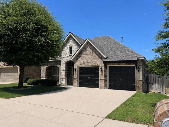 1105 Prairie Heights Dr, Fort Worth, TX 76108