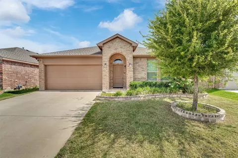 1129 Metaline Trl, Fort Worth, TX 76177