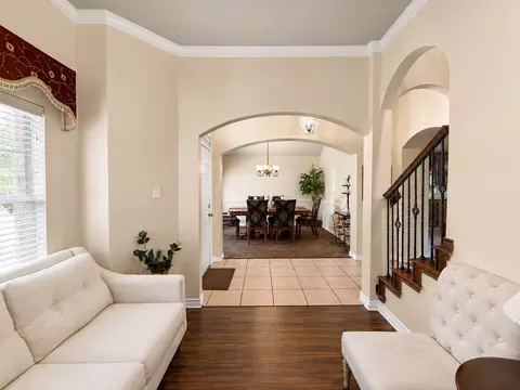 2201 Trickling Creek Dr, Garland, TX 75041