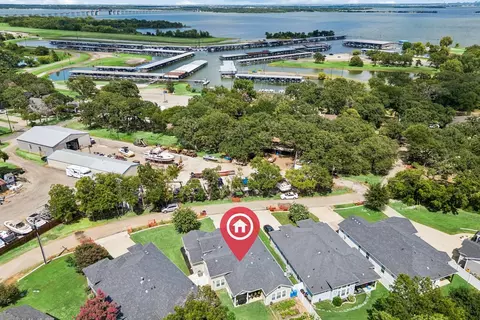 612 Myers Dr, Lake Dallas, TX 75065