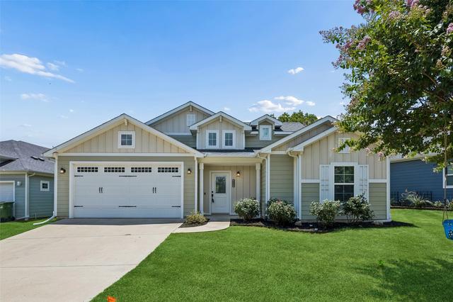 612 Myers Dr, Lake Dallas, TX 75065