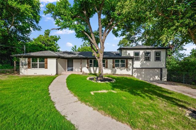 3824 S Timberline Dr, Fort Worth, TX 76119