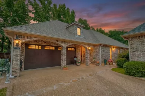 110 Timber Creek Ct, Lindale, TX 75771