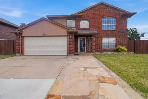 7029 Brookdale Dr, Watauga, TX 76148