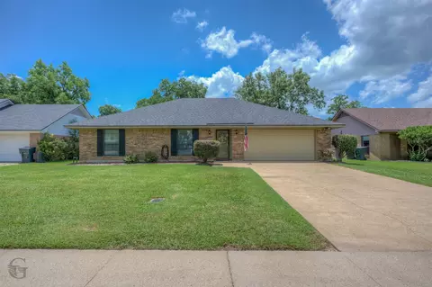 502 Northpark Dr, Bossier City, LA 71111