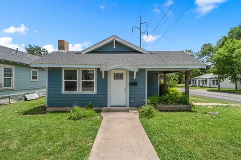 2426 Mckenzie Ave, Waco, TX 76708 photo 1