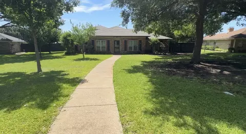 208 Molina St, Sunnyvale, TX 75182