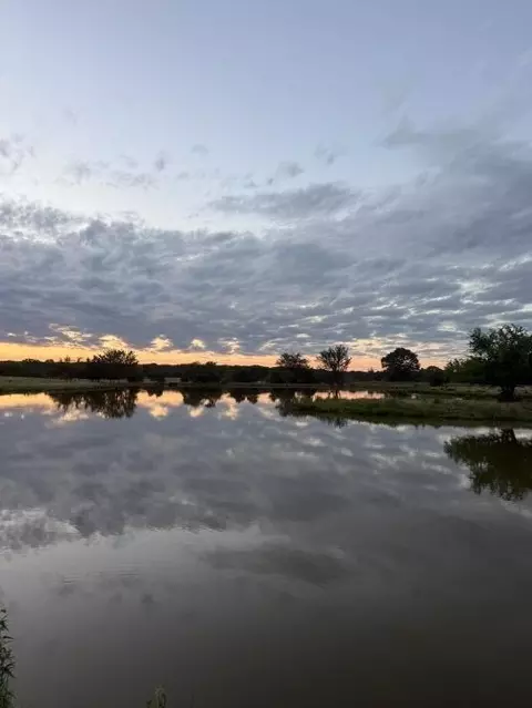 1963 County Road 44750, Blossom, TX 75416