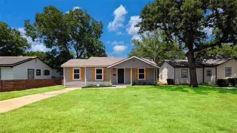 3725 Childress St, Fort Worth, TX 76119