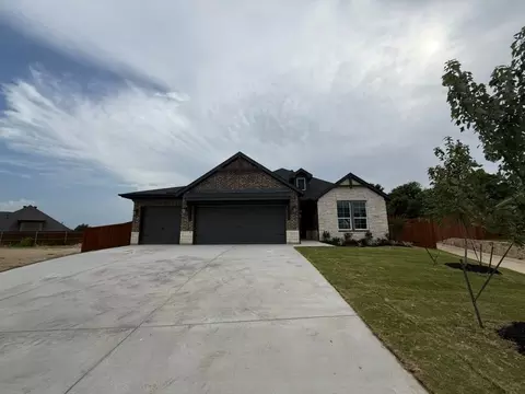 2200 Castle Rock Ln, Weatherford, TX 76087