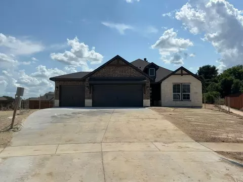 2200 Castle Rock Ln, Weatherford, TX 76087