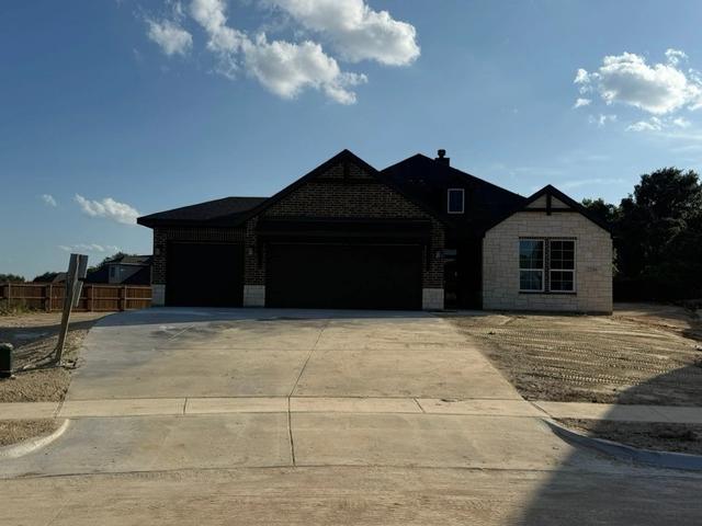 2200 Castle Rock Ln, Weatherford, TX 76087