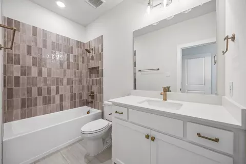 Bath - 131 Twilight Dr, Prosper, TX 75078 photo 7 of 7