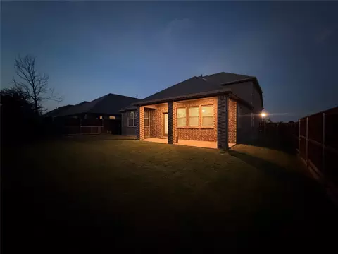 4601 Karhold Rd, Aubrey, TX 76227