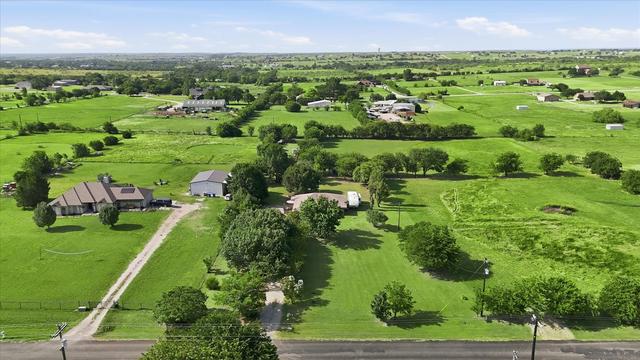 1025 Dominique Dr, Weatherford, TX 76087