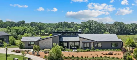2036 High Meadow Ct, Bartonville, TX 76226