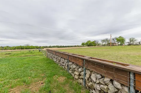 4886 County Road 1037, Celeste, TX 75423 photo 26