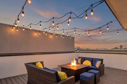 5914 Lindell Ave #200, Dallas, TX 75206