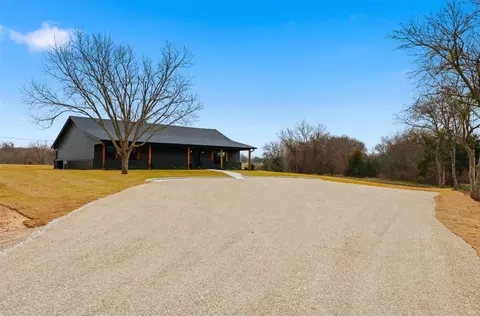 Exterior - 2303 Pilgrim Ln, Lorena, TX 76655 photo 3 of 7