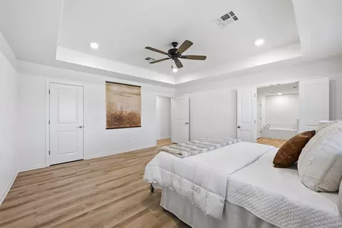 Bedroom - 2303 Pilgrim Ln, Lorena, TX 76655 photo 5 of 5