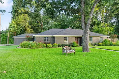 1401 Bowie Cir, Corsicana, TX 75110