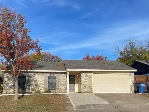 629 Wandering Way Dr, Allen, TX 75002