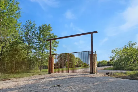 7304 Shady Ln, Scurry, TX 75158