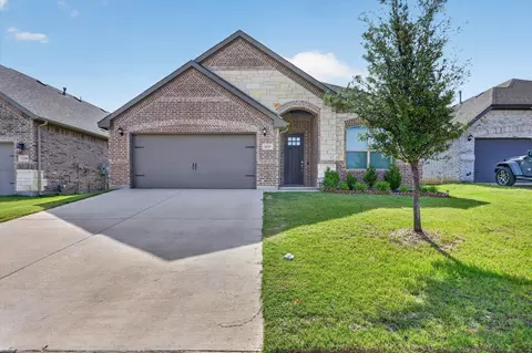 1233 Collett Sublett Rd, Kennedale, TX 76060