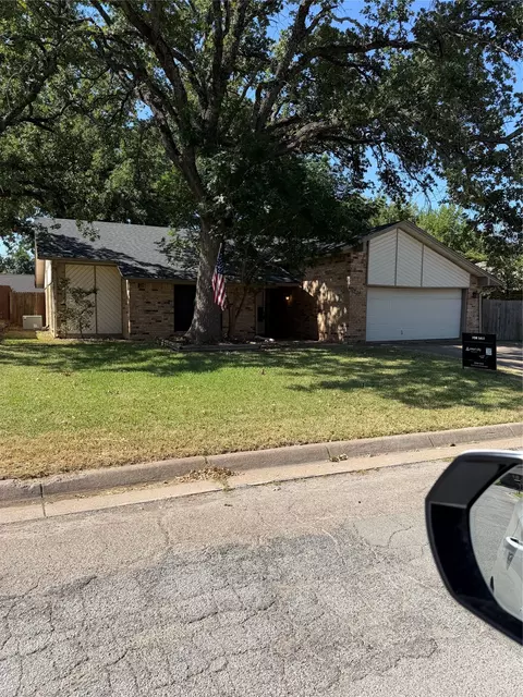 3410 Sheridan Ct, Arlington, TX 76017