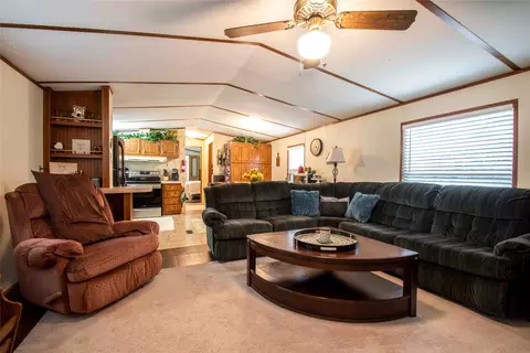 190 E Sycamore Ln, Murchison, TX 75778 photo 8