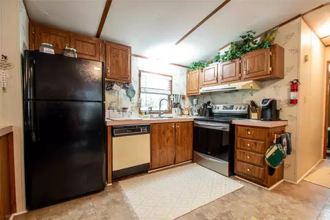 190 E Sycamore Ln, Murchison, TX 75778 photo 12