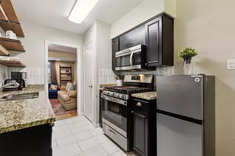 1202 Johns Dr, Euless, TX 76039 photo 9