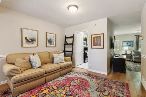 1202 Johns Dr, Euless, TX 76039 photo 3