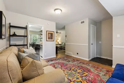 1202 Johns Dr, Euless, TX 76039 photo 5