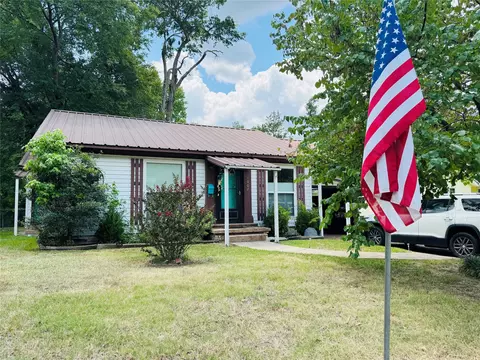 1007 N Johnson St, Mineola, TX 75773