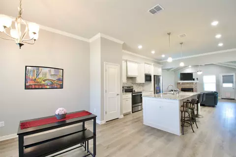 429 Travis Dr, Mcgregor, TX 76657 photo 15