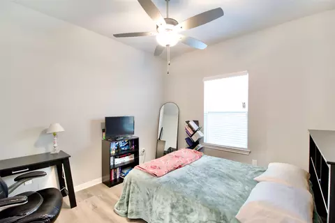 429 Travis Dr, Mcgregor, TX 76657 photo 22