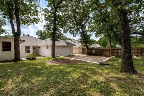 4108 Sunday Hill Dr, Arlington, TX 76016