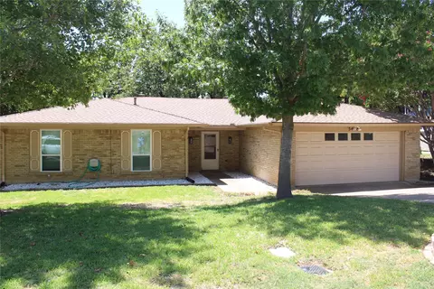 5408 Marshfield Ct, Arlington, TX 76016