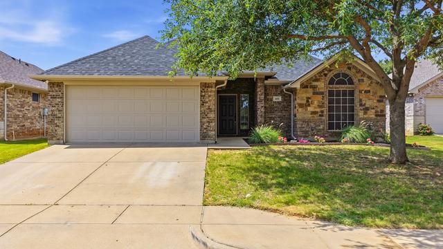 4416 Logan Cir, Granbury, TX 76049