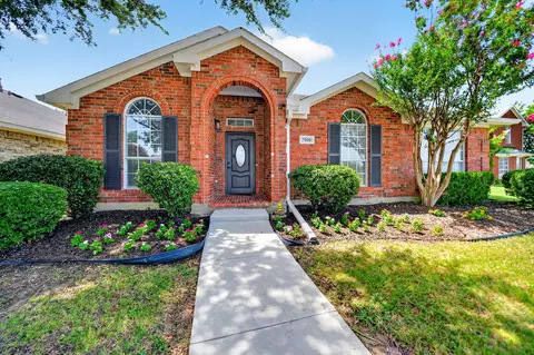 7606 Harbor Dr, Rowlett, TX 75088