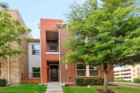 1583 Fiji St, Dallas, TX 75203