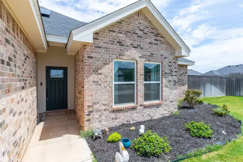 Exterior - 220 Moon Beam Path, Abilene, TX 79602 photo 3 of 7