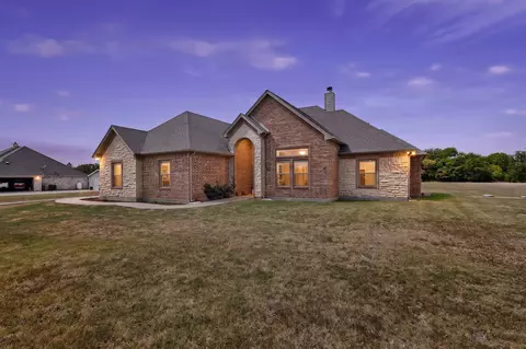 6120 County Road 401, Grandview, TX 76050