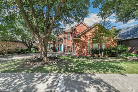 4633 E Shadow Ridge Dr, Frisco, TX 75034