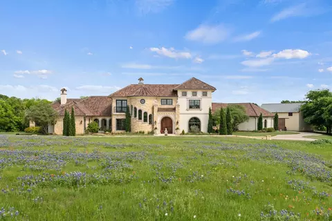 4101 Howard Rd, Waxahachie, TX 75165