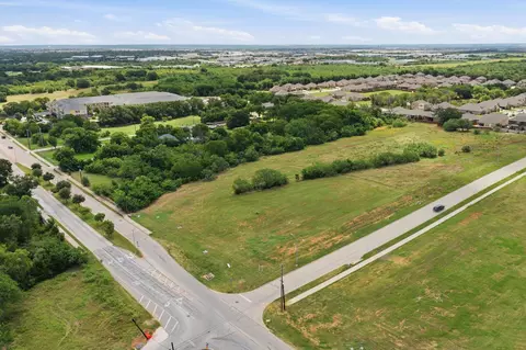 1340 W Broad St, Mansfield, TX 76063