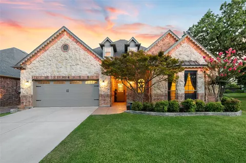 8012 Odell St, North Richland Hills, TX 76182